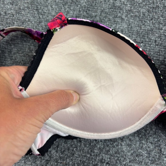 VICTORIA’S SECRET Very Sexy Push Up Bra Rhinestone Strap Red/Purple Floral - 32C - Picture 4 of 7